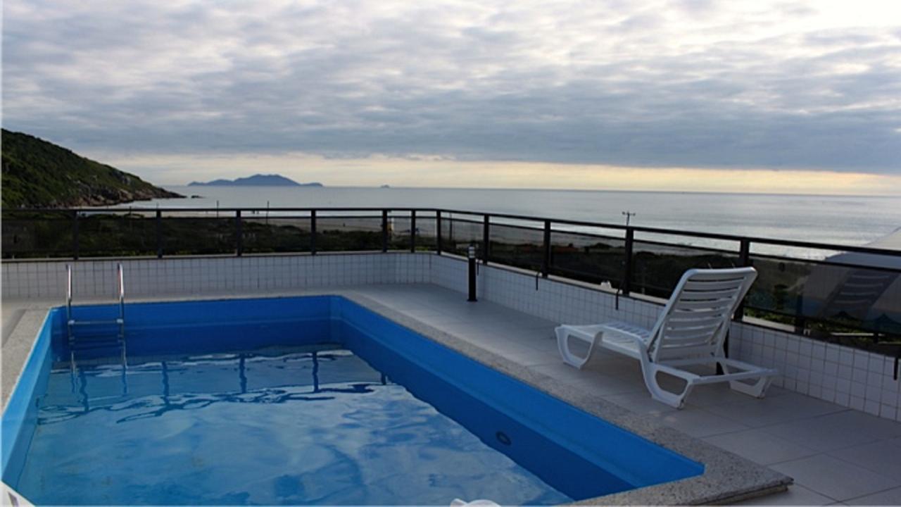 Linda Cobertura Frente Mar Com Piscina Privativa E Pe Na Areia! Appartement Florianópolis Buitenkant foto